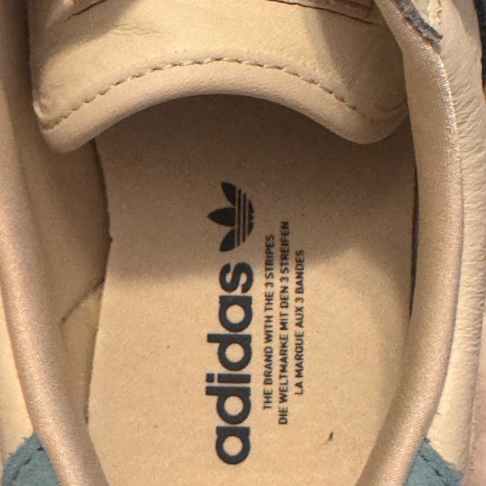 Adidas Japan Sneaker in White, Cream, and Blue - size 6.5 - Picture 6 of 8
